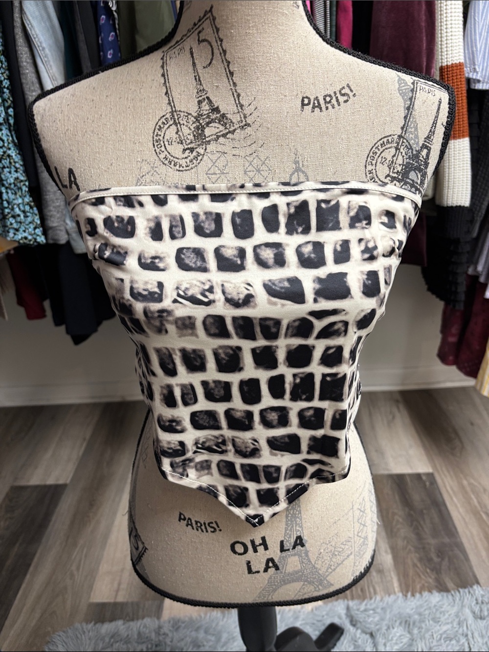 Black and Cream Strapless Handkerchief Tube Top
